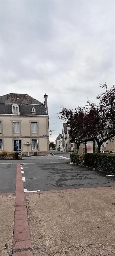 La Petite Maison Des Artiste Villa Saint-Sulpice-les-Feuilles Kültér fotó